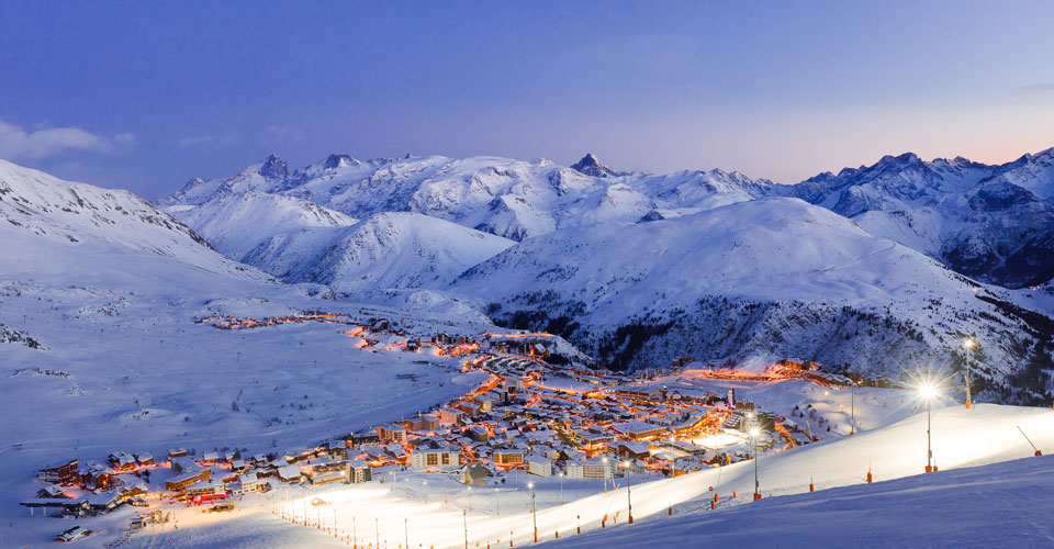 Photo: SATA - Alpe d'Huez at night