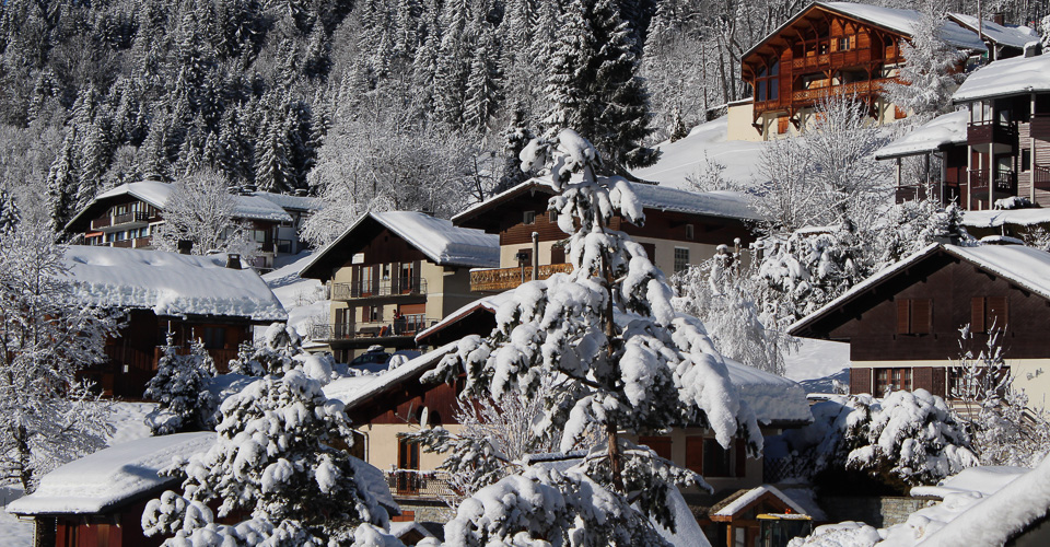 Photo: Daniel Elkan - Les Gets chalets