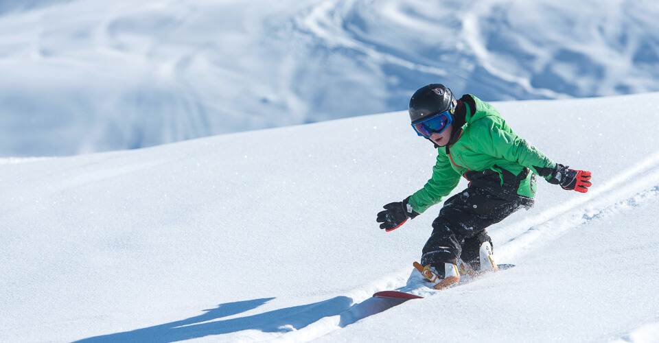 Photo: Sophie Molesti - Les Menuires snowboarder