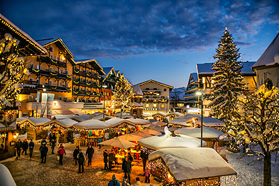 Seefeld Christmas market by train