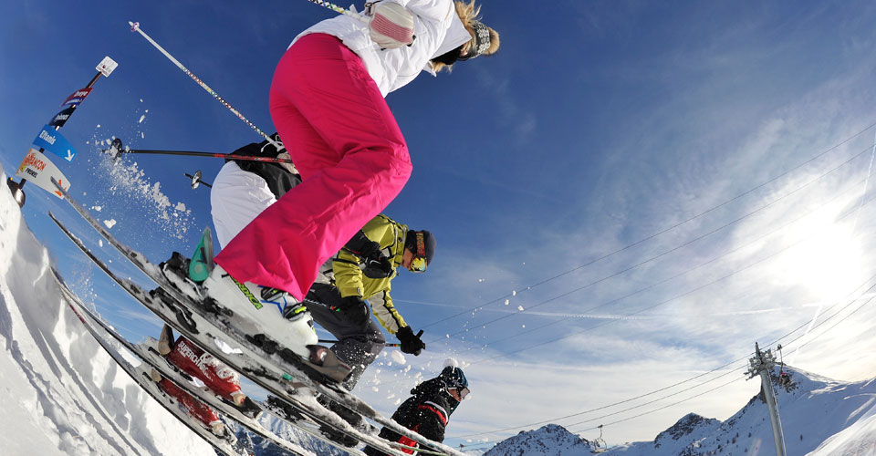 Photo: Agence Zoom - Serre Chevalier skiers