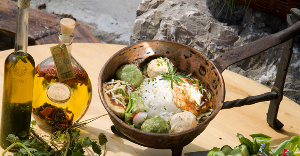 Photo: Wilderkaiser Tourism - lunch in Soll