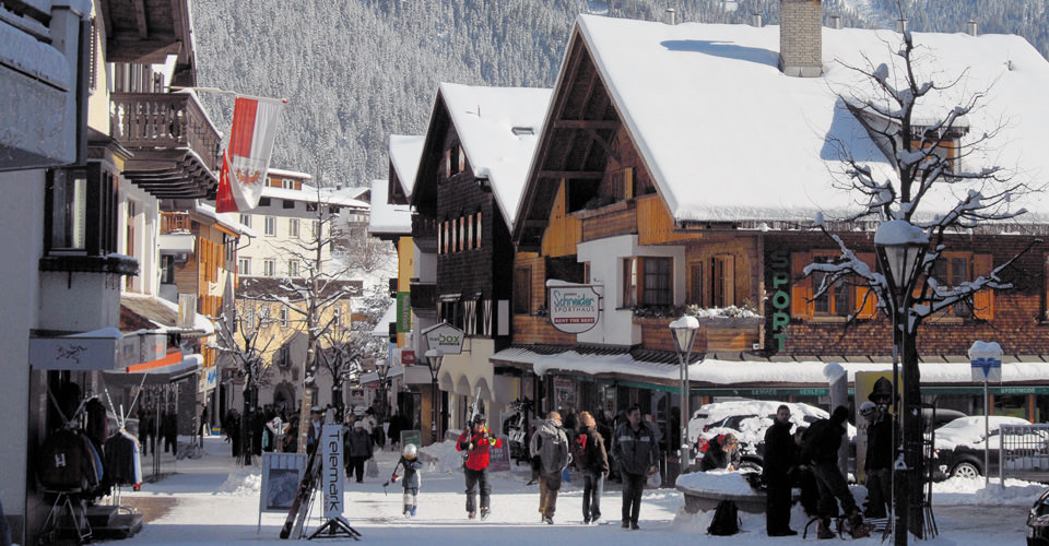 Photo: St Anton Tourism/Hermann-Meier - St Anton skiing