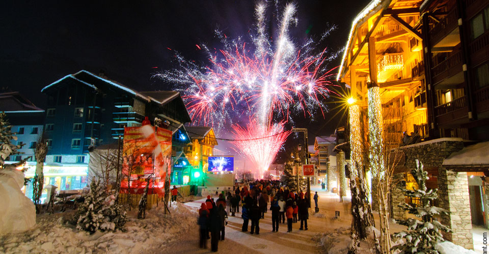 Photo: Val d’Isere Tourisme - Val d’Isere at night